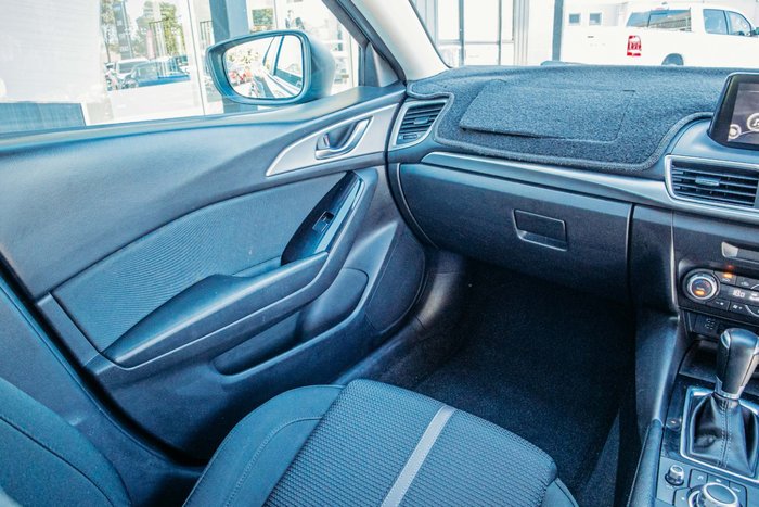 2018 Mazda 3 Maxx Sport