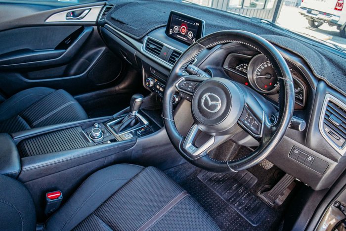 2018 Mazda 3 Maxx Sport