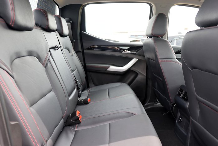 2024 LDV T60 Max LUXE Mega Tub