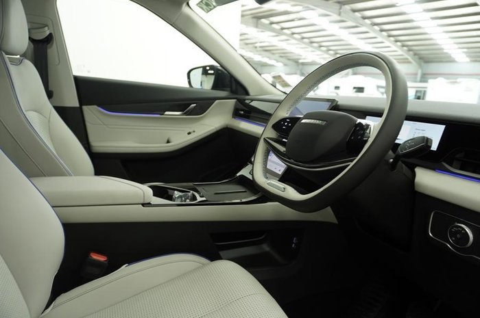 2025 Jaecoo J5 EV Summit