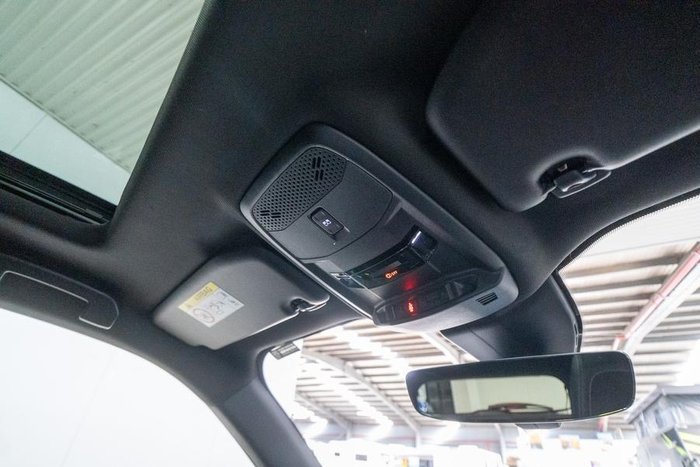 2023 Peugeot e-2008 GT