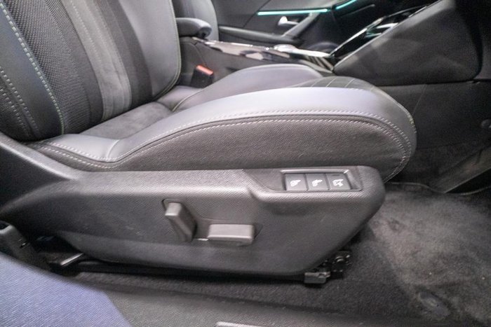 2023 Peugeot e-2008 GT