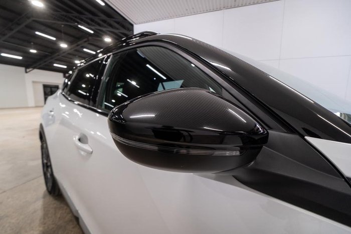 2023 Peugeot e-2008 GT