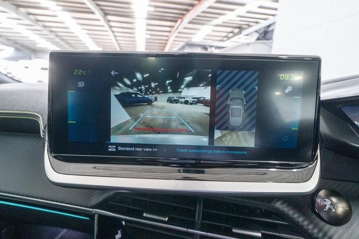 2023 Peugeot e-2008 GT