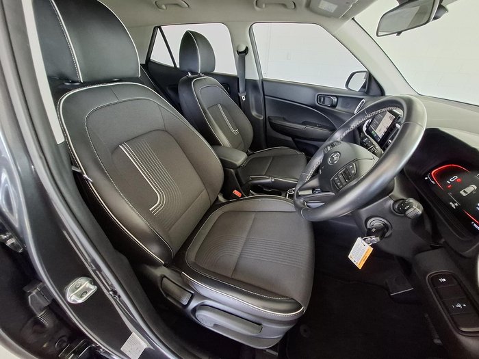 2022 Hyundai Venue Active