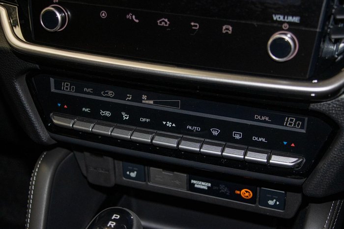 2025 Isuzu MU-X LS-T