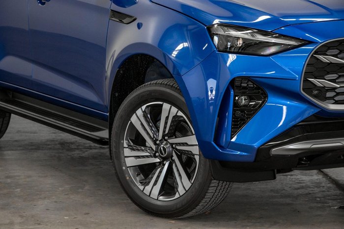 2025 Isuzu MU-X LS-T