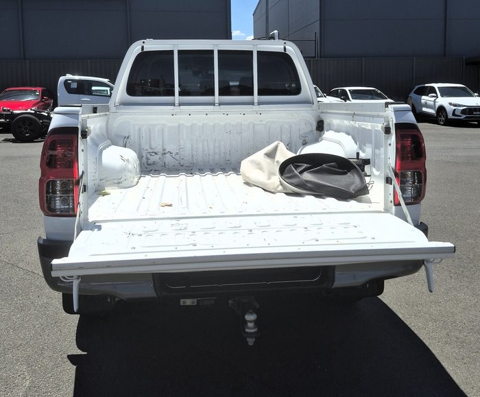 2020 Toyota Hilux SR