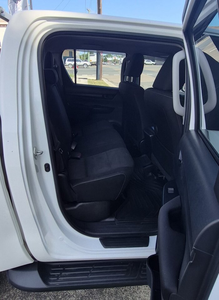 2020 Toyota Hilux SR