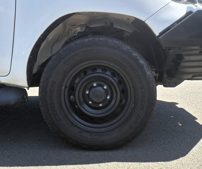 2020 Toyota Hilux SR