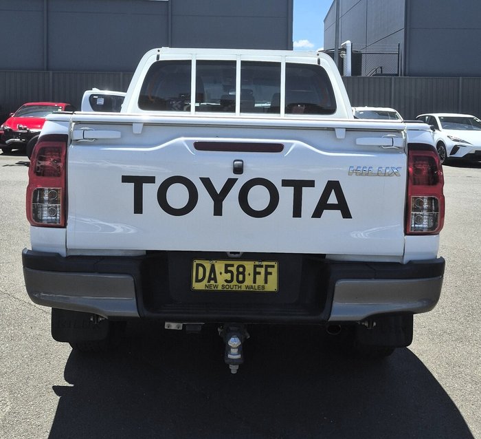 2020 Toyota Hilux SR