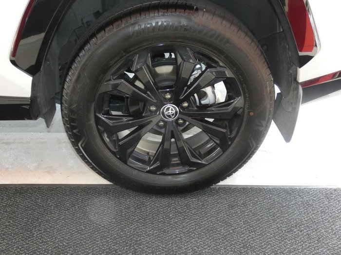 2024 Toyota RAV4 XSE (2WD) Hybrid Premium Paint