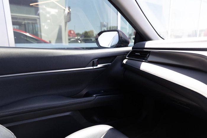 2019 Toyota Camry SX