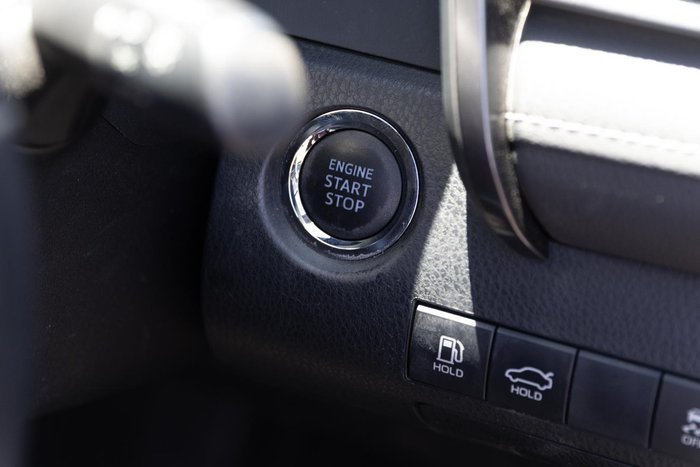 2019 Toyota Camry SX