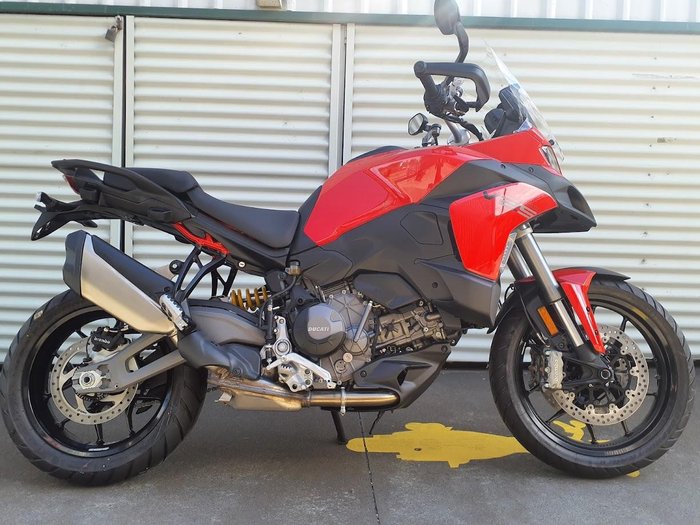 2025 Ducati Multistrada V2 S Multistrada Red