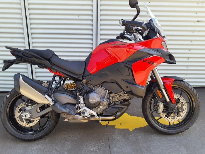 2025 Ducati Multistrada V2 S Multistrada Red