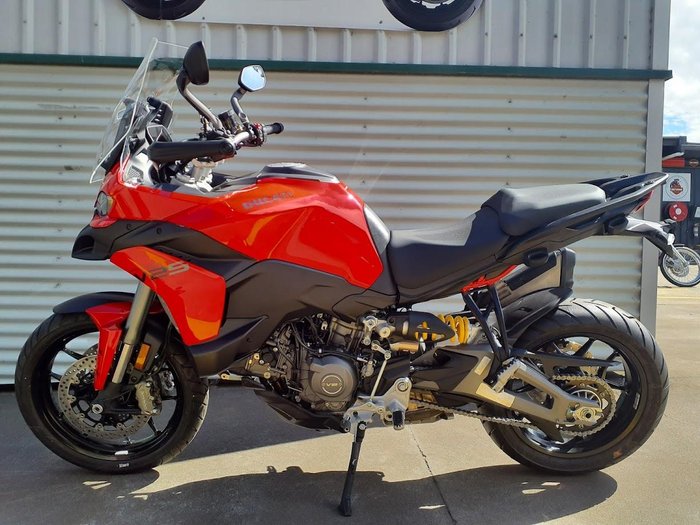 2025 Ducati Multistrada V2 S Multistrada Red