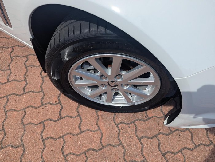 2015 Holden Commodore Evoke VF Series II MY16 Heron White