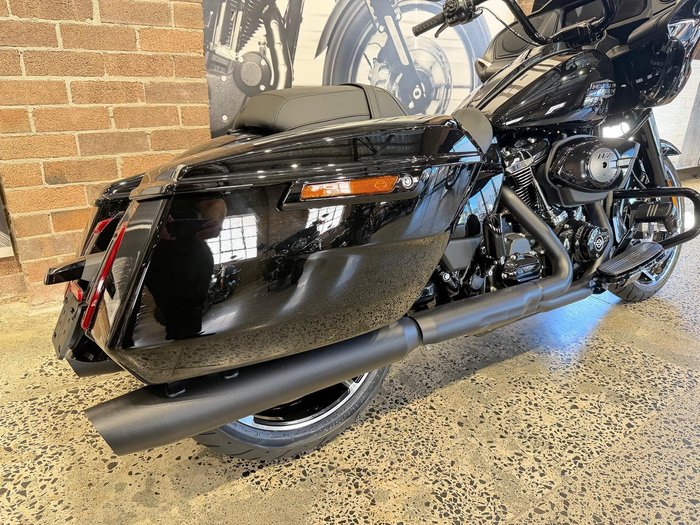 2025 Harley-Davidson Road Glide 117 (FLTRX) Touring Black