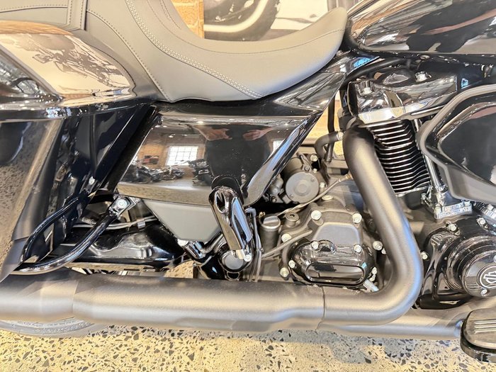 2025 Harley-Davidson Road Glide 117 (FLTRX) Touring Black