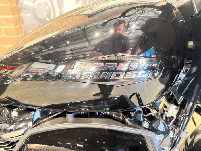 2025 Harley-Davidson Road Glide 117 (FLTRX) Touring Black