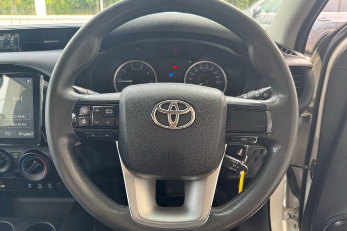 2018 Toyota Hilux SR