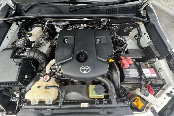 2018 Toyota Hilux SR