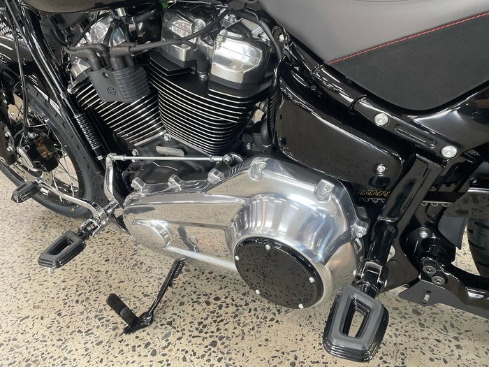 2025 Harley-Davidson Street Bob 117 (FXBB) Softail Black