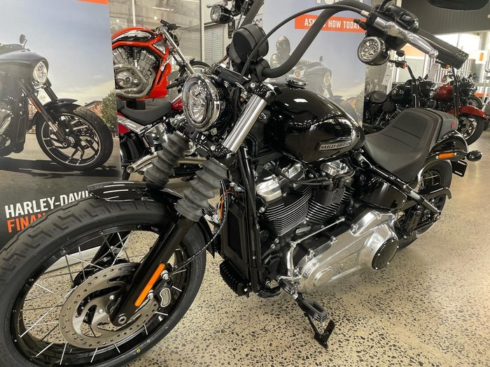 2025 Harley-Davidson Street Bob 117 (FXBB) Softail Black