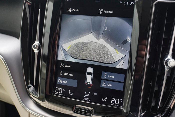 2021 Volvo XC60 T5 Momentum