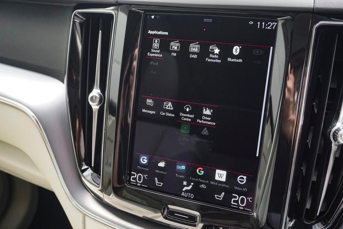 2021 Volvo XC60 T5 Momentum