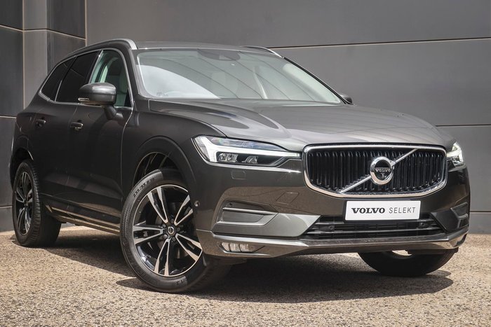 2021 Volvo XC60 T5 Momentum