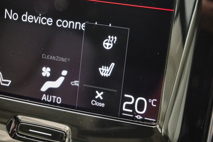 2021 Volvo XC60 T5 Momentum