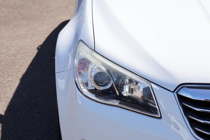 2015 Holden Calais VF Series II MY16 Heron White