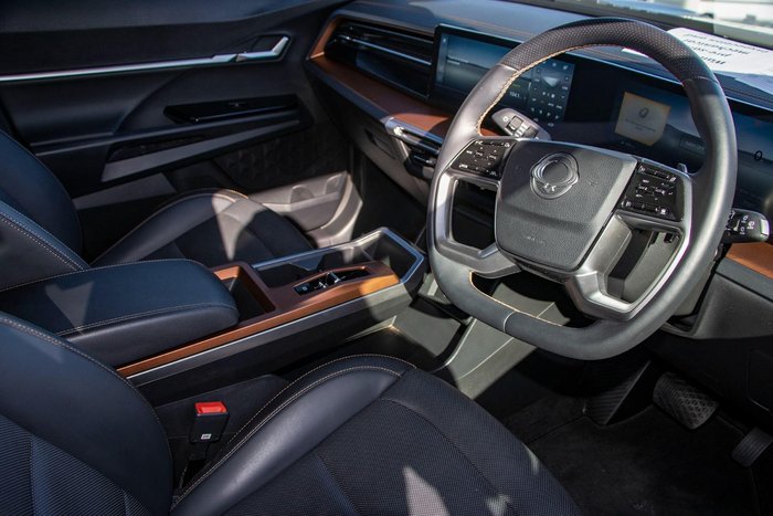 2025 KGM Torres Ultimate