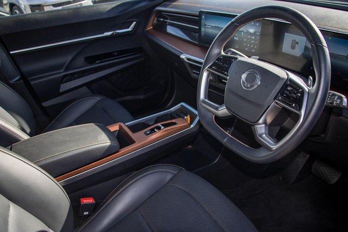 2025 KGM Torres Ultimate