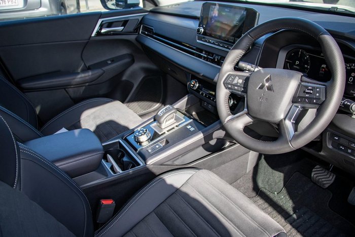 2024 Mitsubishi Outlander PHEV Aspire