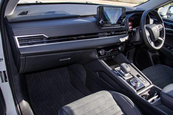 2024 Mitsubishi Outlander PHEV Aspire