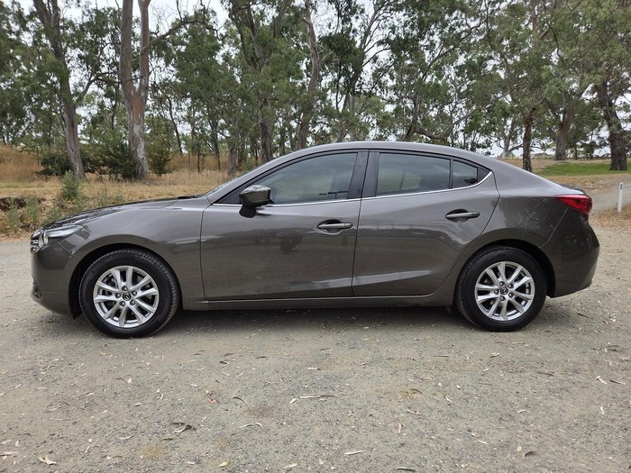2016 Mazda 3 Maxx