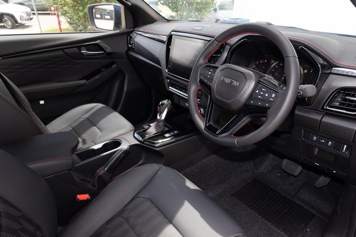 2025 Isuzu D-MAX X-TERRAIN