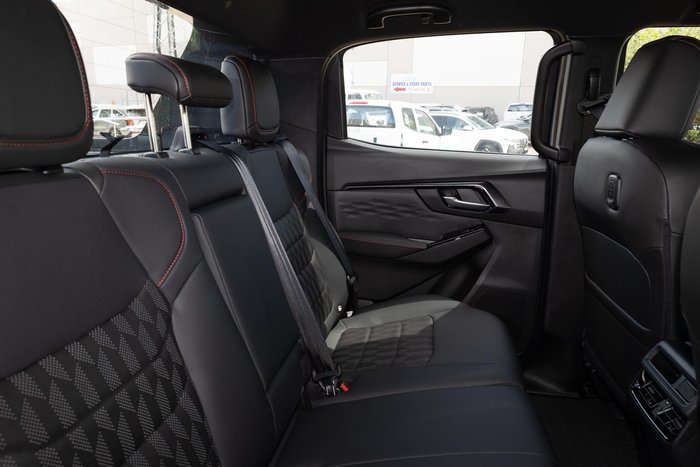 2025 Isuzu D-MAX X-TERRAIN