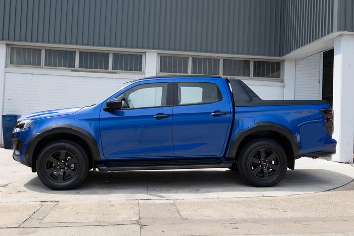 2025 Isuzu D-MAX X-TERRAIN