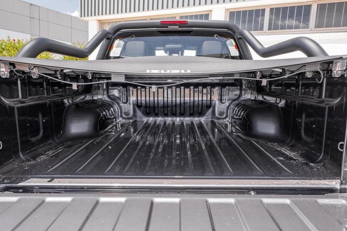 2025 Isuzu D-MAX X-RIDER