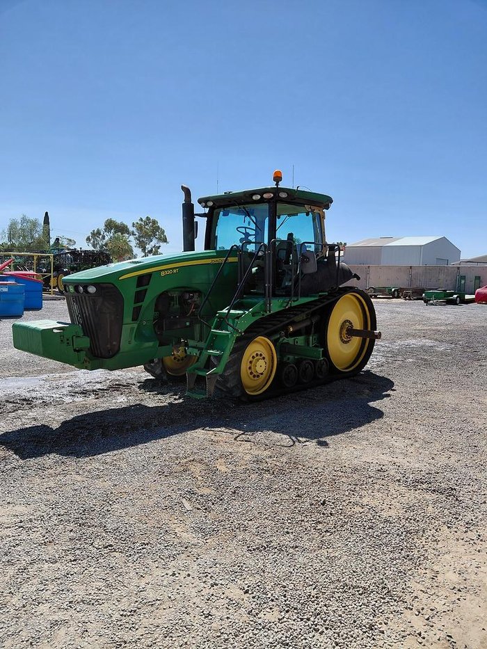 2010 John Deere 8320Rt Green