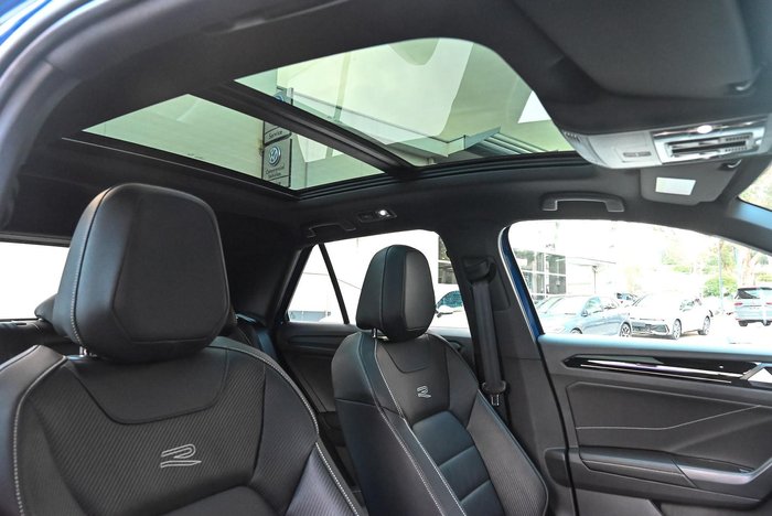 2025 Volkswagen T-Roc 140TSI R-Line