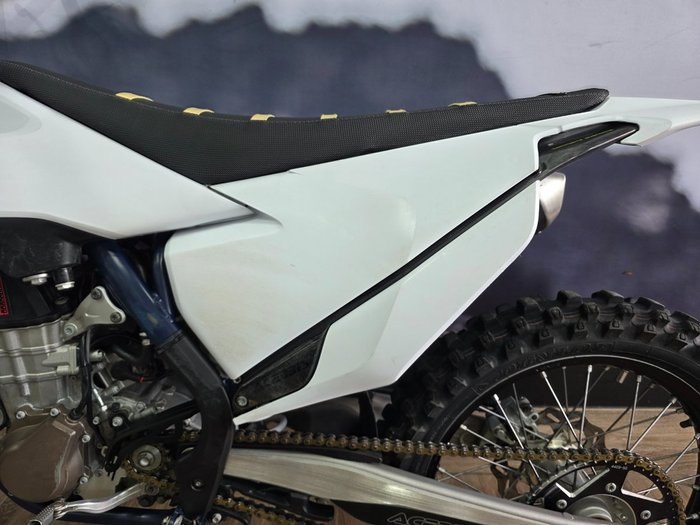 2021 HUSQVARNA FC450 WHITE