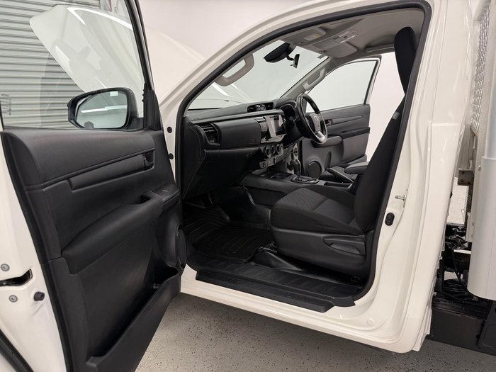 2020 Toyota Hilux Workmate TGN121R 4x2 Glacier White