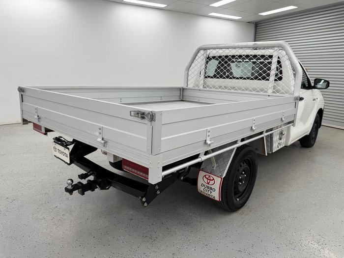 2020 Toyota Hilux Workmate TGN121R 4x2 Glacier White