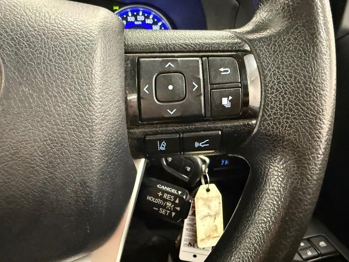 2020 Toyota Hilux Workmate TGN121R 4x2 Glacier White