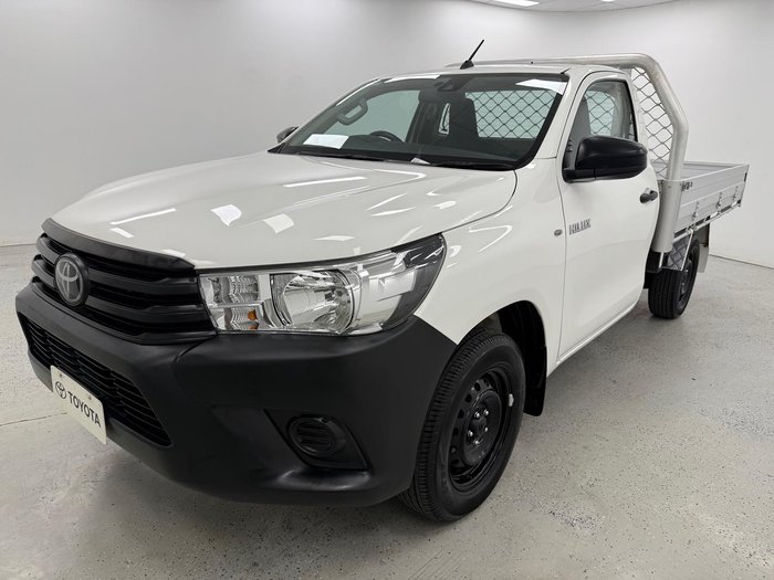 2020 Toyota Hilux Workmate TGN121R 4x2 Glacier White